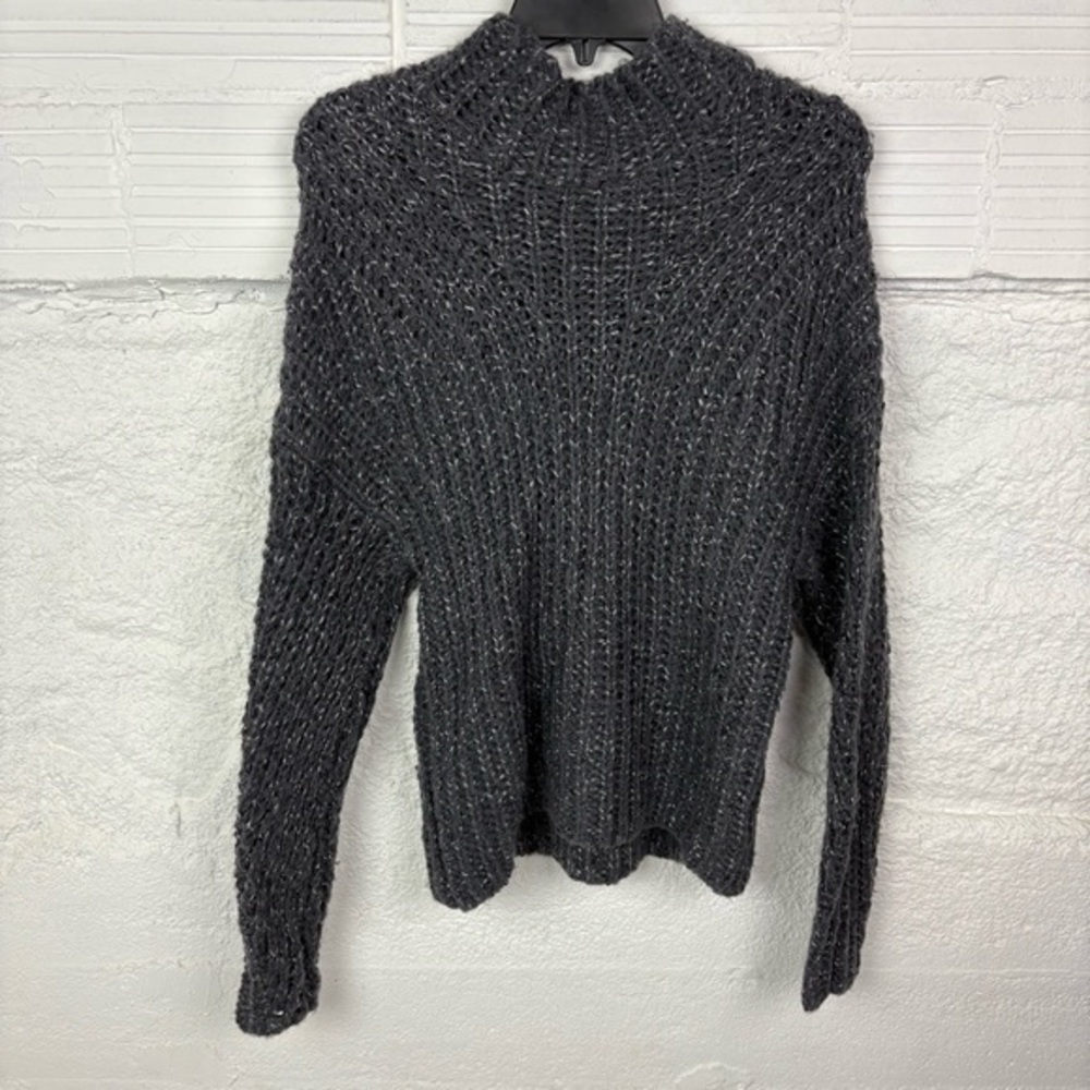 NWOT EXPRESS Cozy Gray wool blend chunky Knit Sweater size small